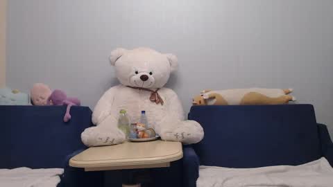 Snapshot of shy_moony chatting on April 2026 08:57:02 PM just Alex online show from April 2026 08:57:02 PM