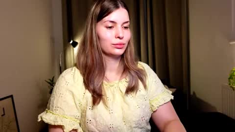 shy_nerd_babyy online show from January 2025 06:46:01 AM