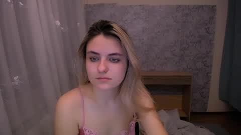 shy_sabrina_ online show from February 2025 02:31:01 AM