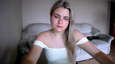 Snapshot of shy_sabrina_ chatting on June 2026 12:47:02 PM shy_sabrina_ online show from June 2026 12:47:02 PM
