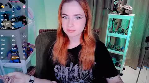 Snapshot of shyfoxxxy chatting on May 2026 05:47:01 AM Effie online show from May 2026 05:47:01 AM