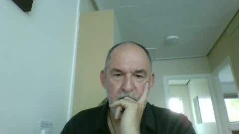 shyguytm online show from November 2025 06:03:01 AM