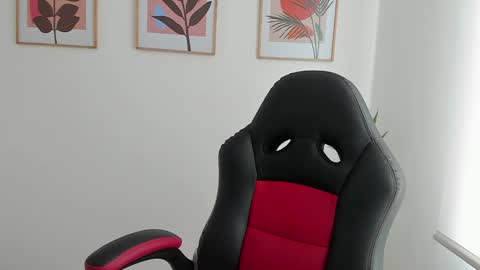 shylittlebunny online show from December 2024 02:36:02 PM