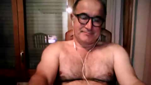 shymmy10 online show from April 2026 04:32:01 AM