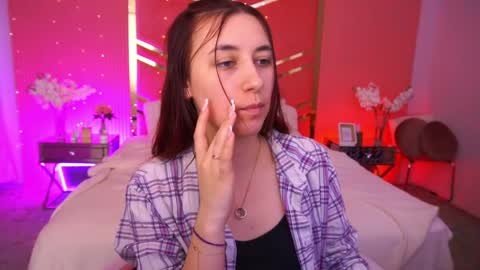 Snapshot of shyy_jany chatting on May 2026 01:06:01 PM shyy_jany online show from May 2026 01:06:01 PM