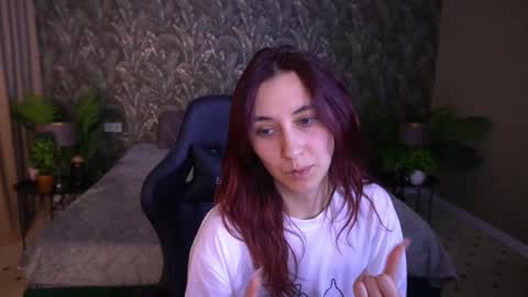 Snapshot of shyy_jany chatting on May 2026 01:06:01 PM shyy_jany online show from May 2026 01:06:01 PM