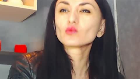 Siaconna online show from February 2025 07:04:02 AM