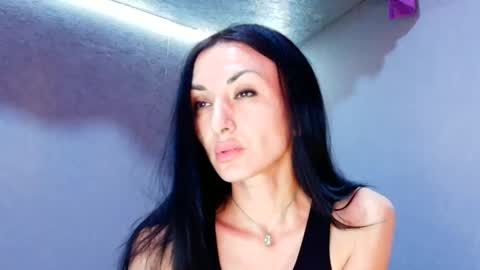 Siaconna online show from March 2026 06:27:02 AM