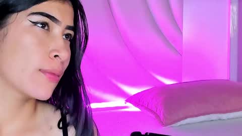 Siara and Zoe tattoo online show from May 2026 12:18:01 AM