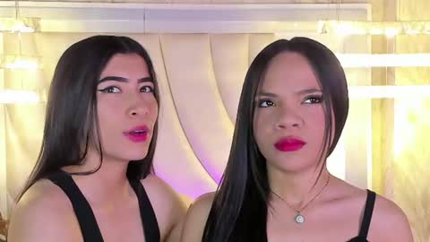 Snapshot of siara_lewis_ chatting on July 2026 11:20:01 PM Siara and Zoe tattoo online show from July 2026 11:20:01 PM
