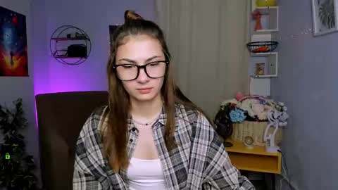 Snapshot of sicilia_shine chatting on February 2026 01:49:02 PM silicia online show from February 2026 01:49:02 PM