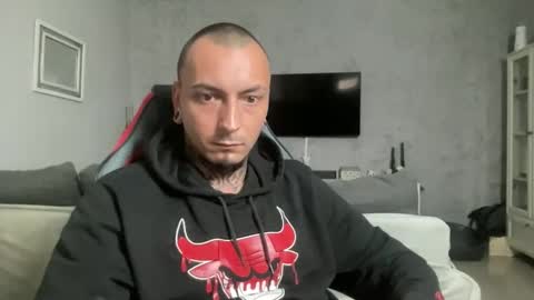Snapshot of sidvicious23cm chatting on March 2026 05:27:02 PM sidvicious23cm online show from March 2026 05:27:02 PM