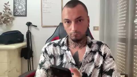 Snapshot of sidvicious23cm chatting on May 2026 10:11:02 AM sidvicious23cm online show from May 2026 10:11:02 AM