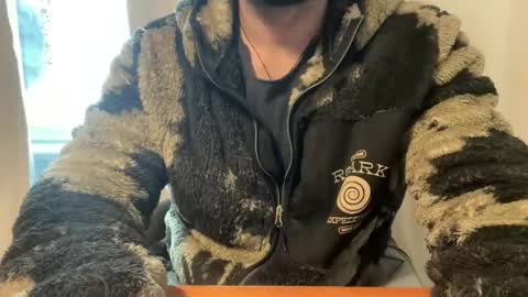 Snapshot of sie273 chatting on December 2024 03:33:02 PM sie273 online show from December 2024 03:33:02 PM