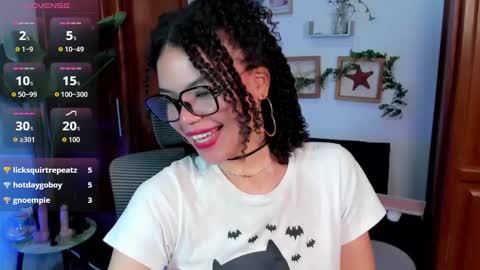 Vaiolet online show from March 2026 02:02:02 PM