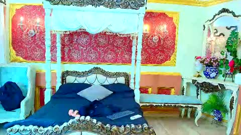 Snapshot of sienna_dark chatting on May 2026 10:43:02 AM SinnaDark online show from May 2026 10:43:02 AM