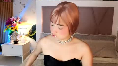 Snapshot of sienna_desiree chatting on July 2026 01:49:01 PM Sienna Desieree online show from July 2026 01:49:01 PM