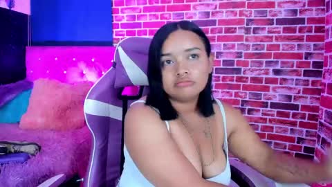 sienna_lux01 online show from April 2026 02:38:01 AM