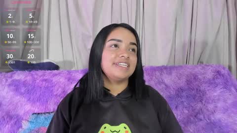 Snapshot of sienna_lux01 chatting on April 2026 02:51:02 AM sienna_lux01 online show from April 2026 02:51:02 AM