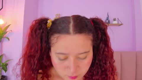 sienna_mg12 online show from November 2025 12:16:02 PM