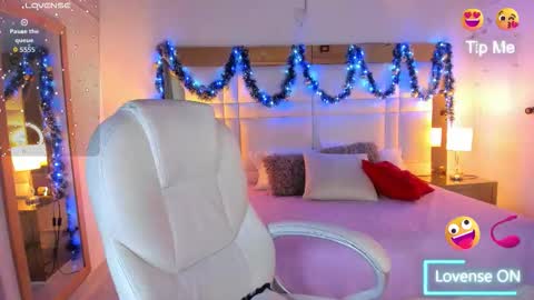 Sienna  online show from November 2025 11:31:01 AM