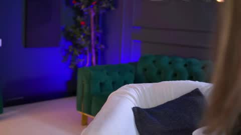 Sienna online show from February 2026 10:09:01 AM