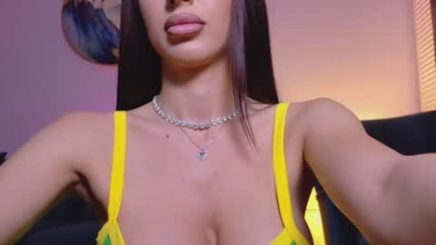 Snapshot of siennastarrr chatting on June 2026 07:45:02 PM Sienna online show from June 2026 07:45:02 PM
