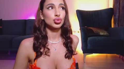 Snapshot of siennastarrr chatting on June 2026 09:15:02 PM Sienna online show from June 2026 09:15:02 PM