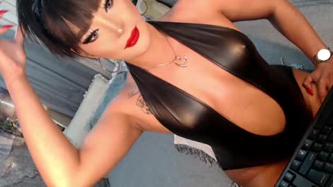 Sierrafina online show from April 2026 04:50:02 AM