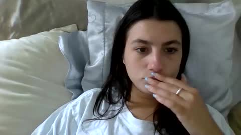 sierranovaa online show from March 2026 05:58:02 PM