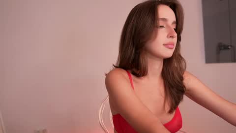 Snapshot of silent_chill chatting on December 2024 12:44:01 PM Chilli online show from December 2024 12:44:01 PM