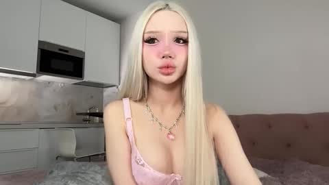 Snapshot of siliconepornstar chatting on October 2025 05:24:02 PM Diana online show from October 2025 05:24:02 PM