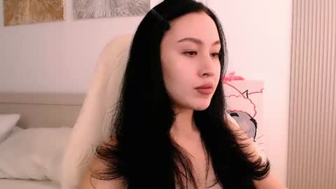 silk_ann online show from July 2026 09:03:01 AM