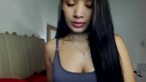 Snapshot of silk_diva chatting on May 2026 05:12:01 AM maria online show from May 2026 05:12:01 AM