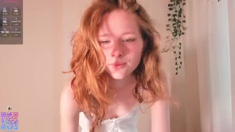 Snapshot of silkencrave chatting on September 2025 05:18:02 AM Call me Mia online show from September 2025 05:18:02 AM