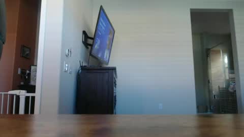 Snapshot of silkylvr chatting on June 2026 03:21:01 PM Silkylvr Crossdresser online show from June 2026 03:21:01 PM