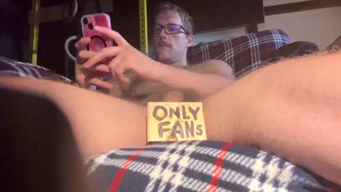 Snapshot of sillydillynewfie chatting on July 2026 04:59:02 AM Silly Dilly Newfie online show from July 2026 04:59:02 AM