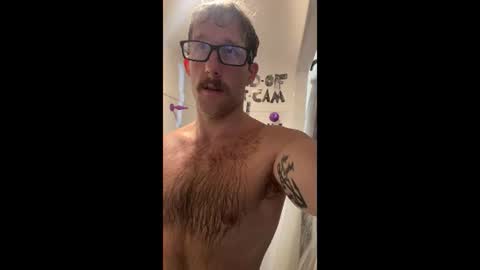 Snapshot of sillydillynewfie chatting on July 2026 05:43:02 PM Silly Dilly Newfie online show from July 2026 05:43:02 PM