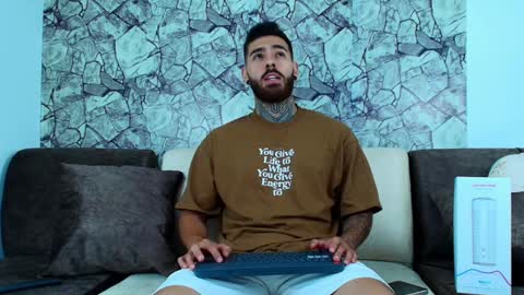 silavno online show from February 2025 02:08:02 AM