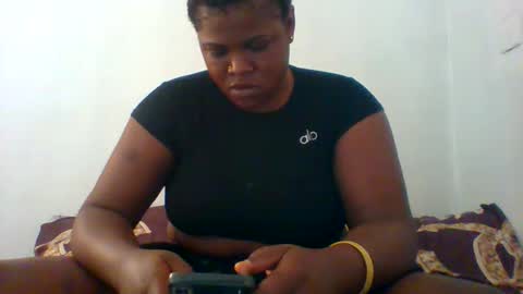 Snapshot of silver_baby06 chatting on May 2026 12:00:01 PM silver baby06 online show from May 2026 12:00:01 PM