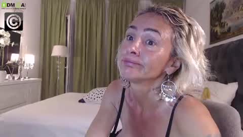 Snapshot of silver_miss chatting on July 2026 07:13:01 PM Silver ok online show from July 2026 07:13:01 PM