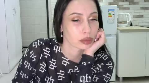 silver_still online show from April 2026 05:28:01 PM