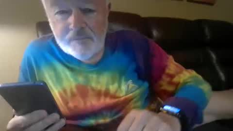 Snapshot of silverdaddy_1955 chatting on October 2025 10:49:02 AM Daddy Bear online show from October 2025 10:49:02 AM