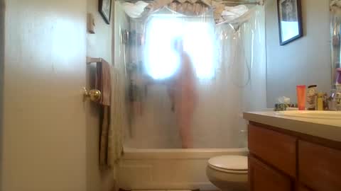 silverdragon70 online show from September 2025 09:58:01 PM