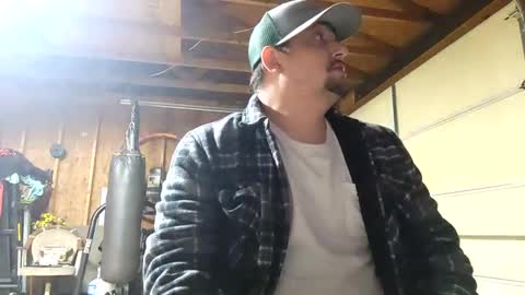 Snapshot of silverfox706 chatting on December 2024 02:17:02 AM Jay  Silverfox706 online show from December 2024 02:17:02 AM