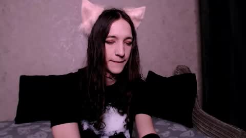 silvermuse online show from October 2025 02:15:01 AM