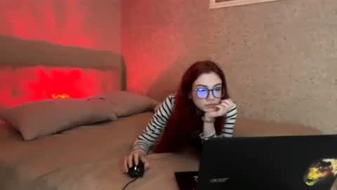 Snapshot of silvia998 chatting on March 2026 09:51:01 PM silvia998 online show from March 2026 09:51:01 PM