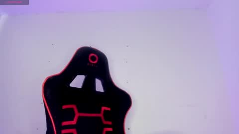 silvia online show from April 2026 06:27:02 PM