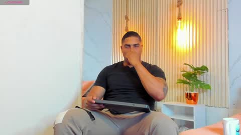 Snapshot of simeone_panda chatting on January 2025 11:48:02 AM simeone_panda online show from January 2025 11:48:02 AM