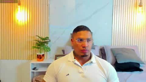 Snapshot of simeone_panda chatting on February 2025 03:21:02 PM simeone_panda online show from February 2025 03:21:02 PM